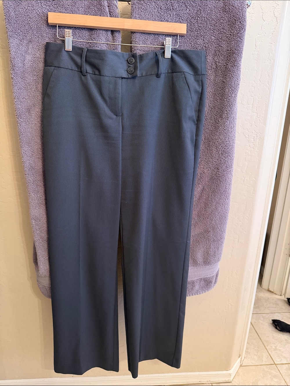 Apt. 9 Women's Straight-Leg Dress Pants - Charcoal Gray